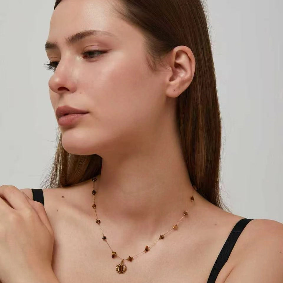 Maillard Sunburst Necklace